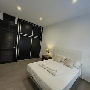 Moderno En Pleno Centro De Córdoba